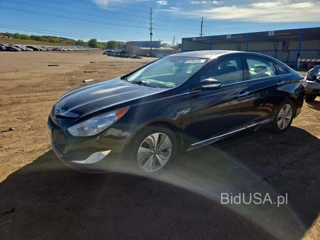 HYUNDAI SONATA HYBRID