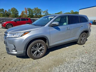 TOYOTA HIGHLANDER LE