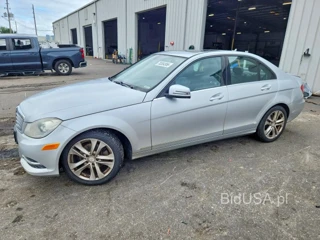 MERCEDES-BENZ C 300 4MATIC