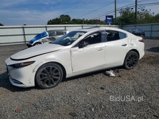 MAZDA 3 PREMIUM PLUS
