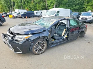 TOYOTA AVALON XLE