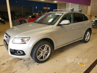 AUDI Q5 PREMIUM PLUS