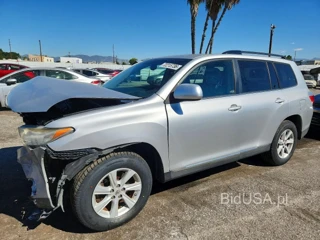 TOYOTA HIGHLANDER SE