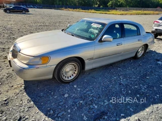 LINCOLN TOWN CAR EXECUTIVE