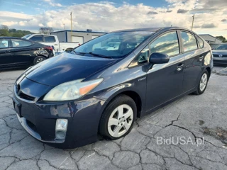 TOYOTA PRIUS IV