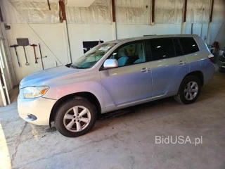 TOYOTA HIGHLANDER BASE