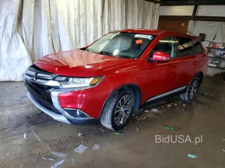 MITSUBISHI OUTLANDER SE