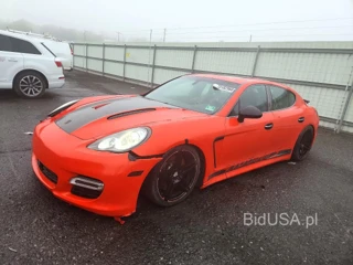 PORSCHE PANAMERA TURBO