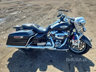 HARLEY-DAVIDSON FLHR ROAD KING