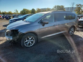 CHRYSLER PACIFICA TOURING L