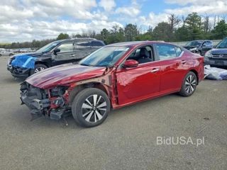 NISSAN ALTIMA SV