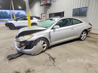 TOYOTA CAMRY SOLARA SLE V6