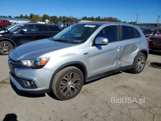 MITSUBISHI OUTLANDER SPORT ES
