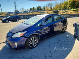 TOYOTA PRIUS THREE
