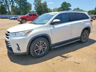 TOYOTA HIGHLANDER XLE
