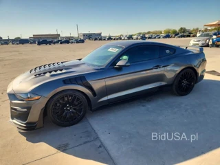 FORD MUSTANG GT