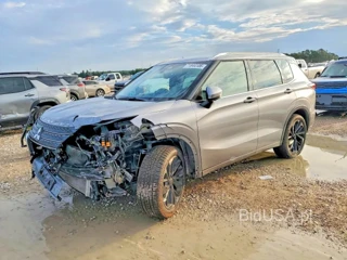 MITSUBISHI OUTLANDER SEL