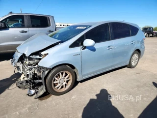 TOYOTA PRIUS V THREE