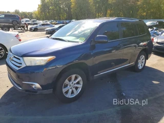 TOYOTA HIGHLANDER SE