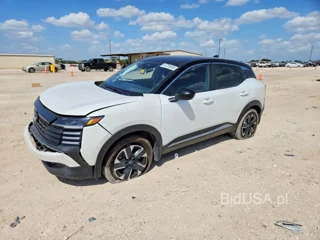 NISSAN KICKS SV
