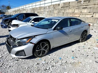 NISSAN ALTIMA SR