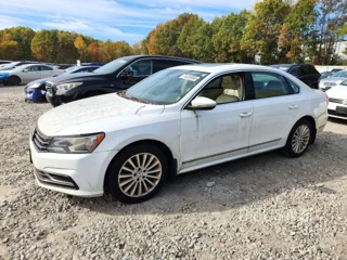 VOLKSWAGEN PASSAT SE