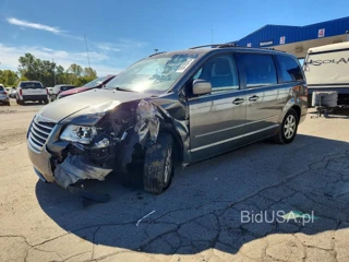 CHRYSLER TOWN & COUNTRY TOURING