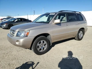 TOYOTA HIGHLANDER BASE