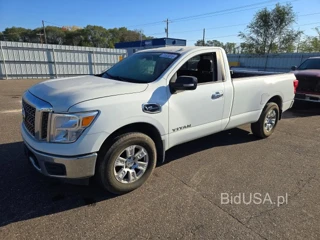 NISSAN TITAN SV