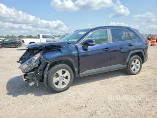 TOYOTA RAV4 HYBRID XLE