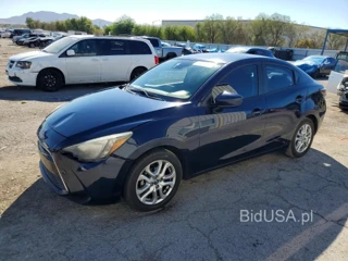 TOYOTA YARIS IA BASE