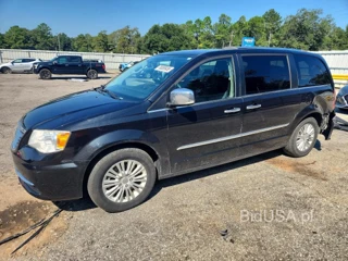 CHRYSLER TOWN & COUNTRY LIMITED PLATINUM