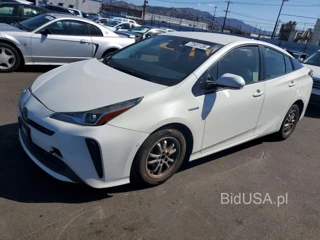 TOYOTA PRIUS LE