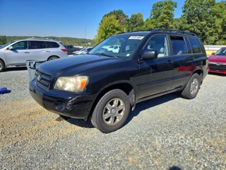 TOYOTA HIGHLANDER BASE