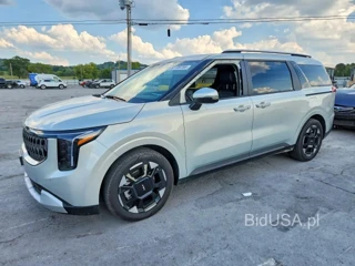 KIA CARNIVAL EX