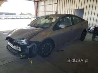 TOYOTA PRIUS XLE