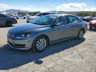 VOLKSWAGEN PASSAT S