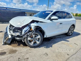 AUDI Q5 PREMIUM PLUS 40