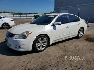 NISSAN ALTIMA SR