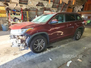 TOYOTA HIGHLANDER XLE
