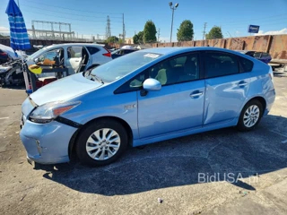 TOYOTA PRIUS PLUG-IN HYBRID BASE