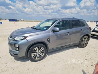 MITSUBISHI OUTLANDER SPORT ES