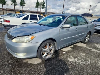 TOYOTA CAMRY SE V6