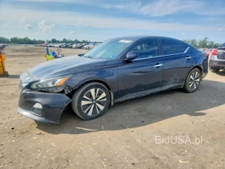 NISSAN ALTIMA SV
