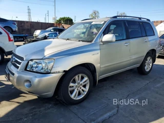 TOYOTA HIGHLANDER HYBRID