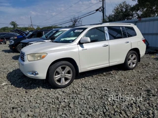 TOYOTA HIGHLANDER LIMITED