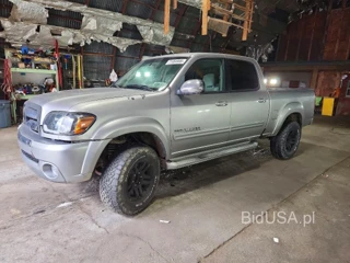 TOYOTA TUNDRA DOUBLE CAB SR5