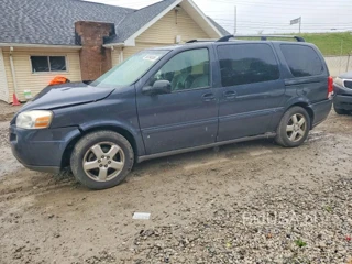 CHEVROLET UPLANDER LT