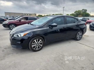 NISSAN VERSA SV