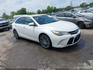 TOYOTA TOYOTA CAMRY SE